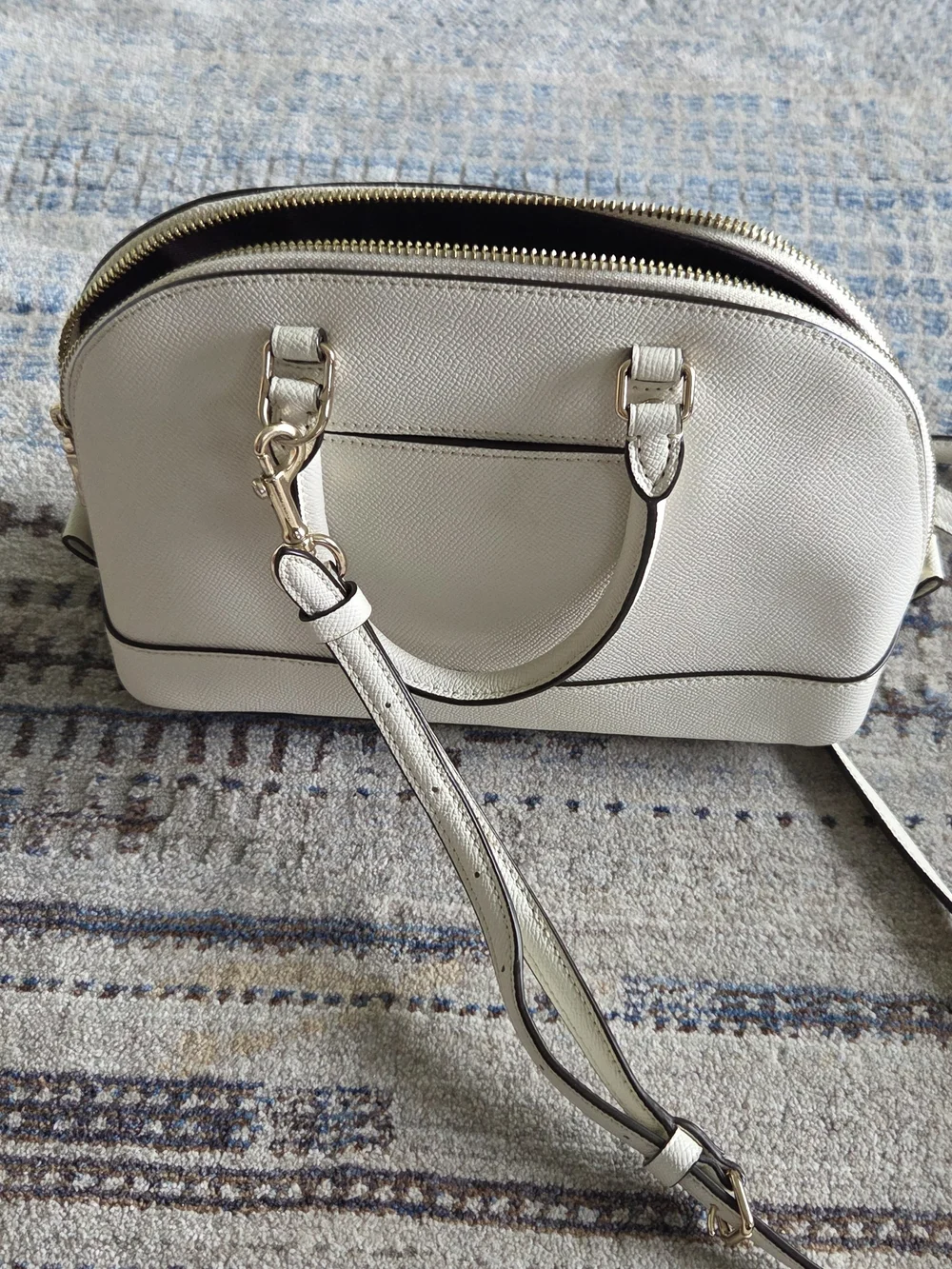 Coach stylish dome